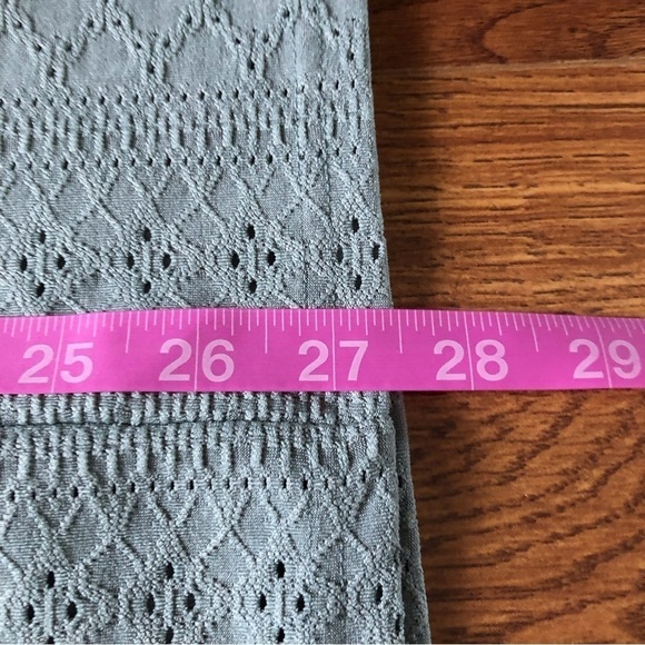 Green stretch knit blouse in size XL - Picture 7 of 8